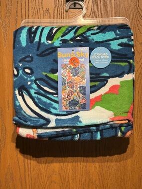 Sun & Sky Tropical Print Beach Towel - Blue, Green, Coral